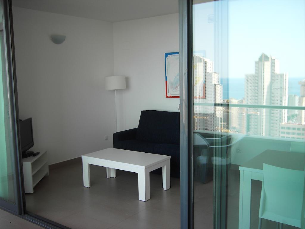 Apartamentos Torre D'Oboe By Renthas Benidorm Room photo